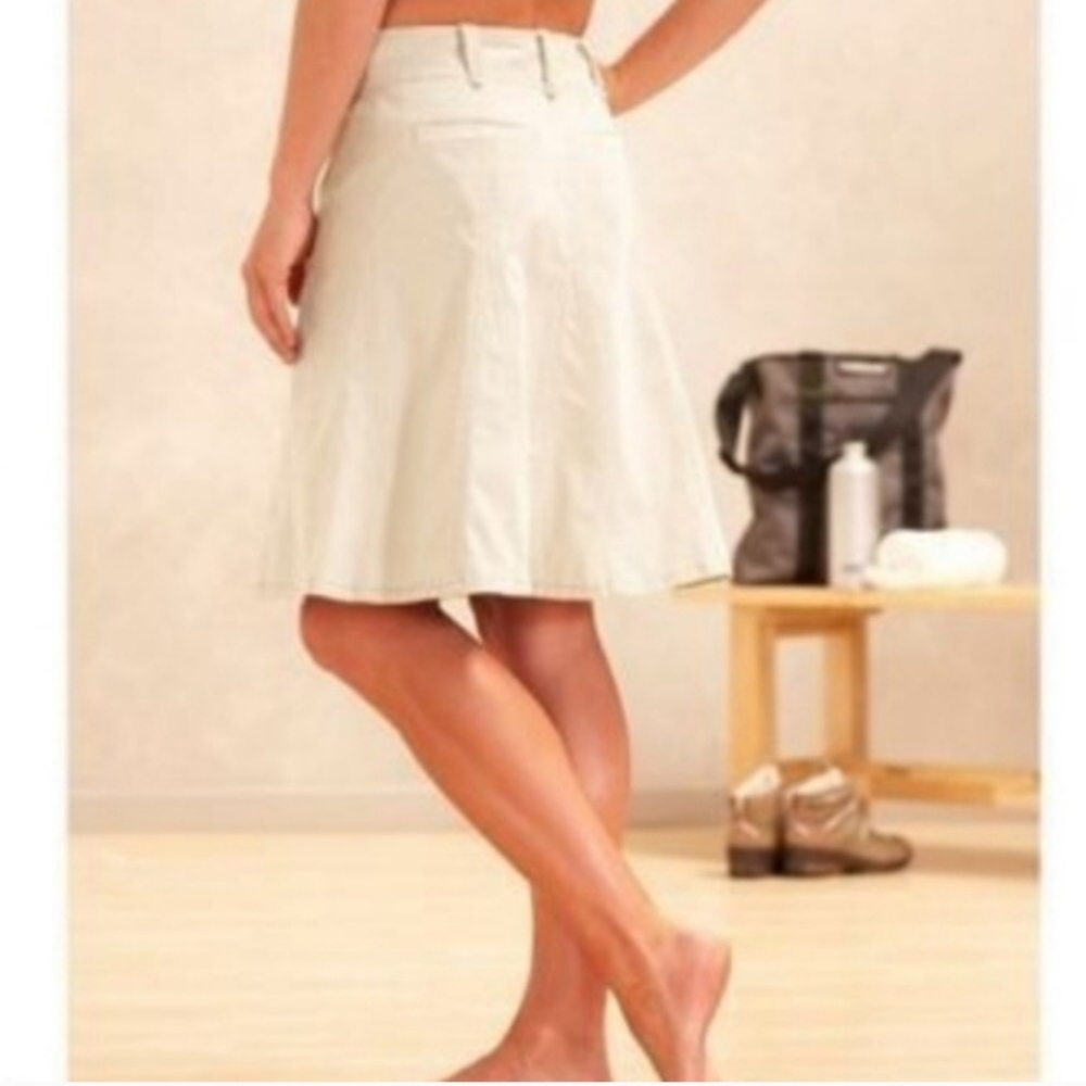 Athleta Cream Sandcastle Whenever Corduroy Skirt
